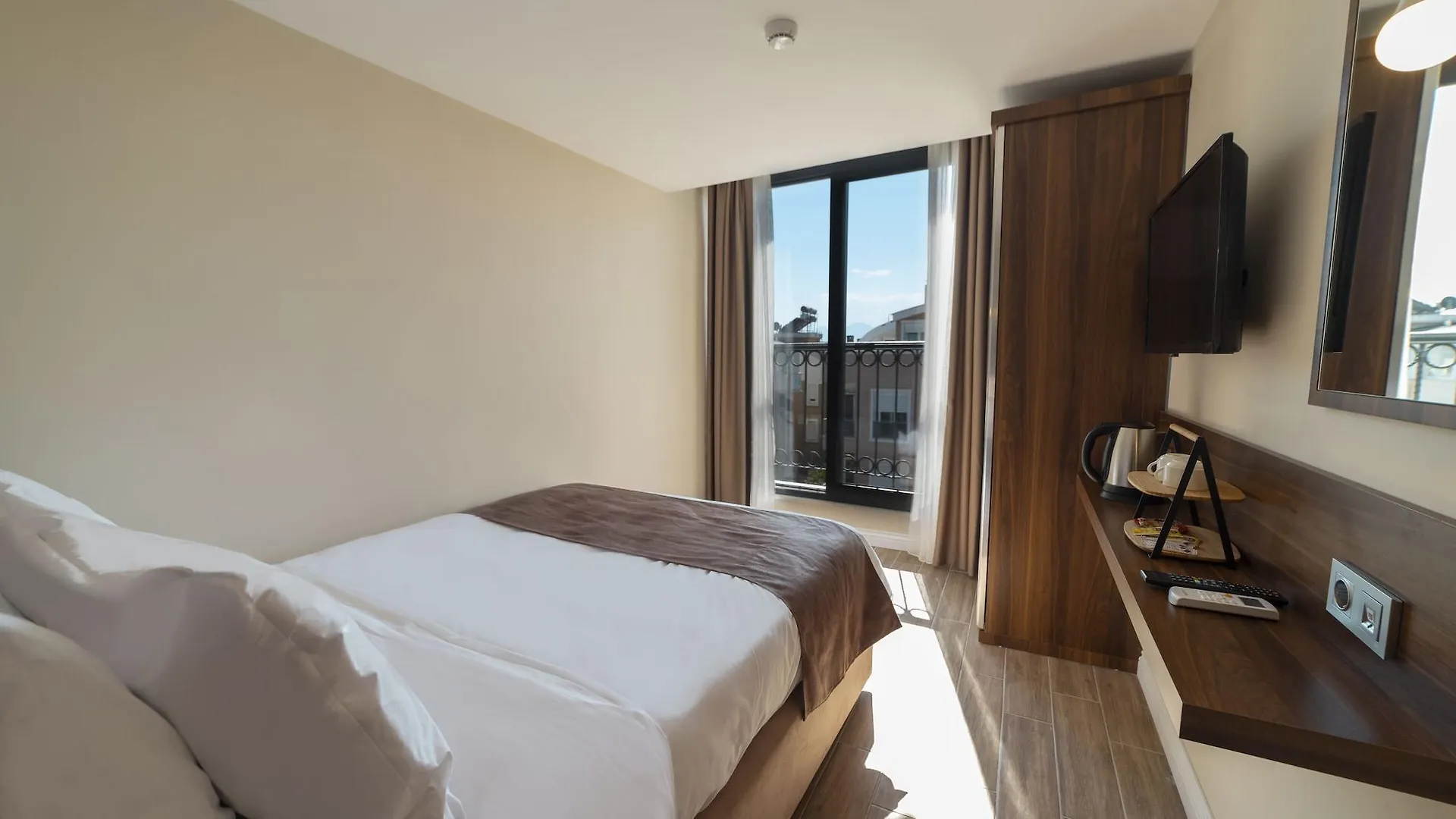 The Mori Club Hotel Antalya 2*,  Turcja