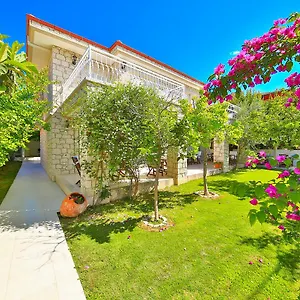 alacati-sorf-hotel.aegeanhotels.net/