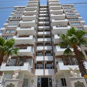 Apartment Gold Tower, Antalya